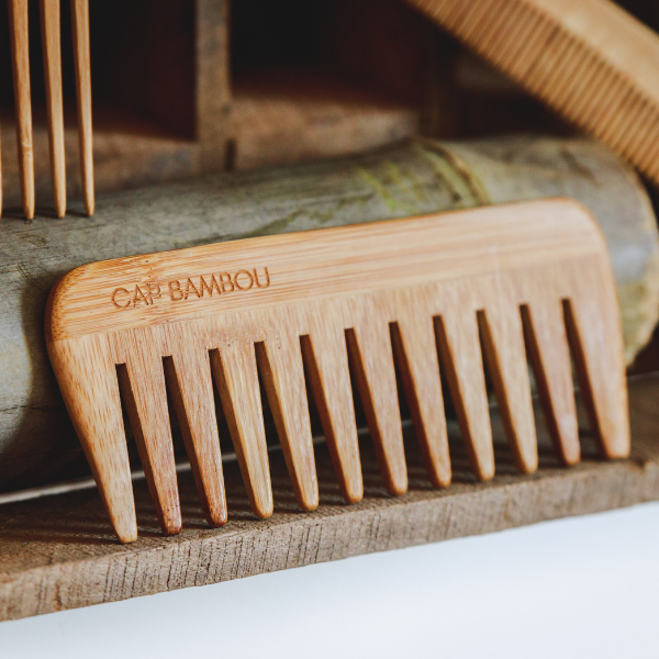 Peigne à dents larges en Bambou - Cheveux crépus, bouclés, frisés, ondulés - CAP BAMBOU